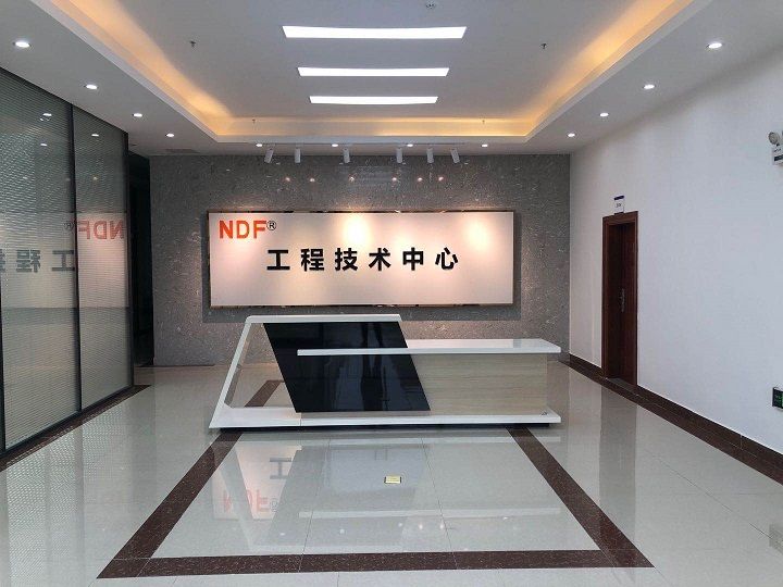 什么是薄膜電容,它與陶瓷電容的區(qū)別在哪里？